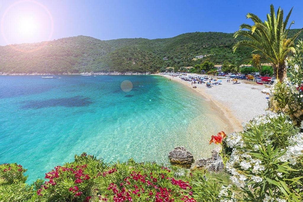 Mikros Gialos, Lefkada
