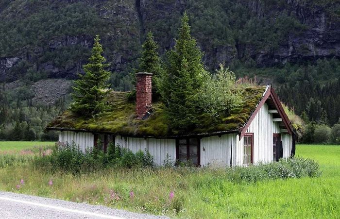 Ερημωμένο σπίτι στην Νορβηγική εξοχή