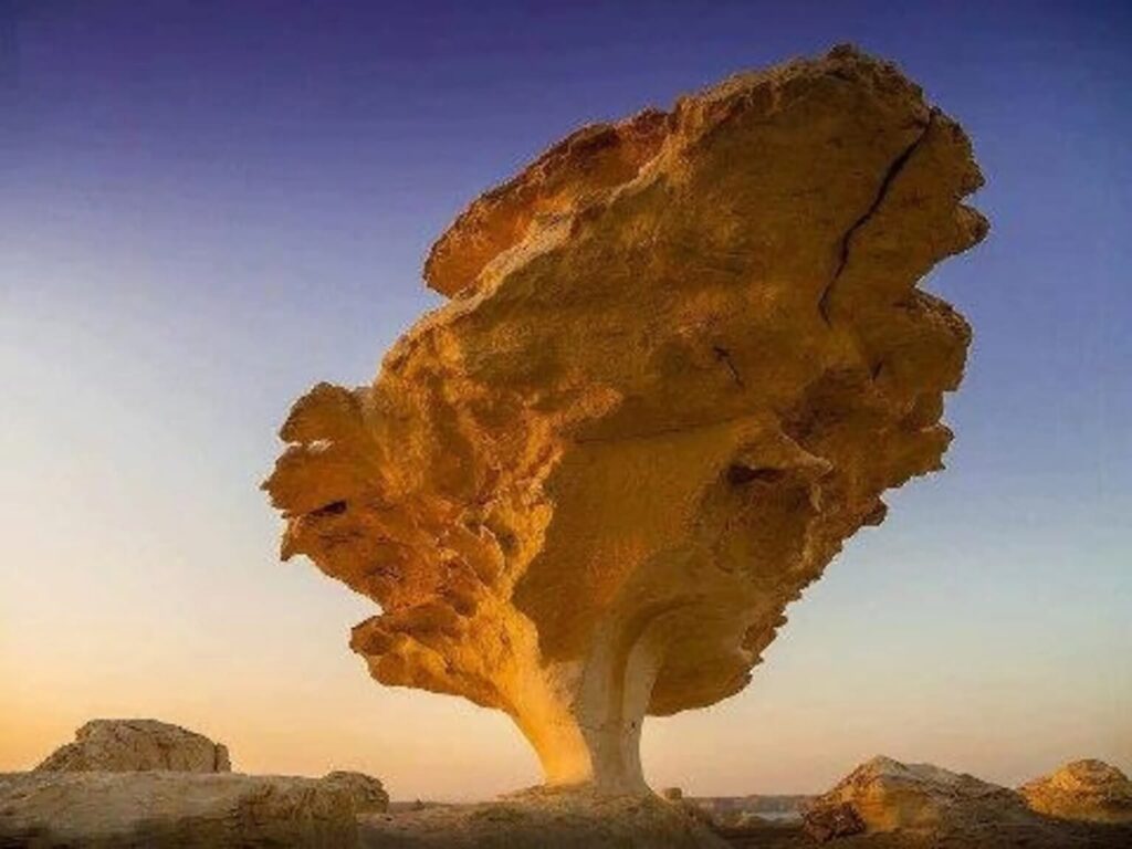 Τα Inselberg της Λευκής Ερήμου στην Αίγυπτο