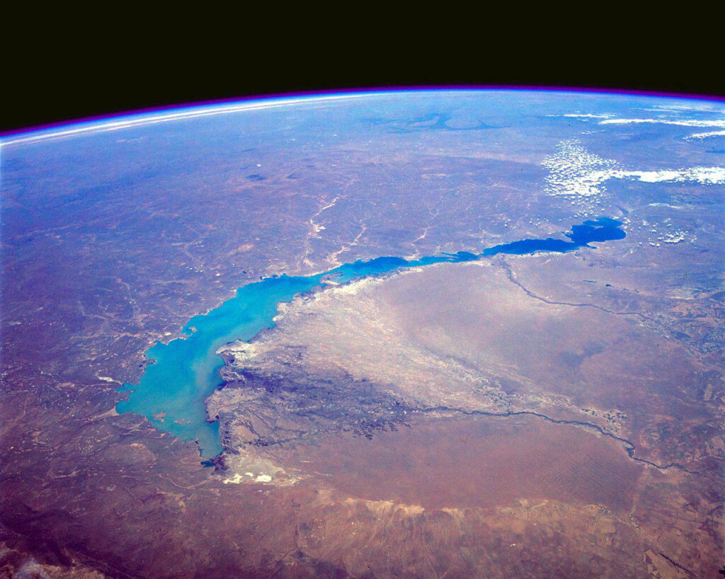 Δορυφορική εικόνα της λίμνης Μπαλκάς, Απρίλιος 1991 (πηγή: wikipedia)