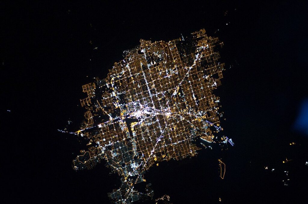 Το Λας Βέγκας είναι το πιο φωτεινό σημείο του πλανήτη (πηγή: wikipedia)