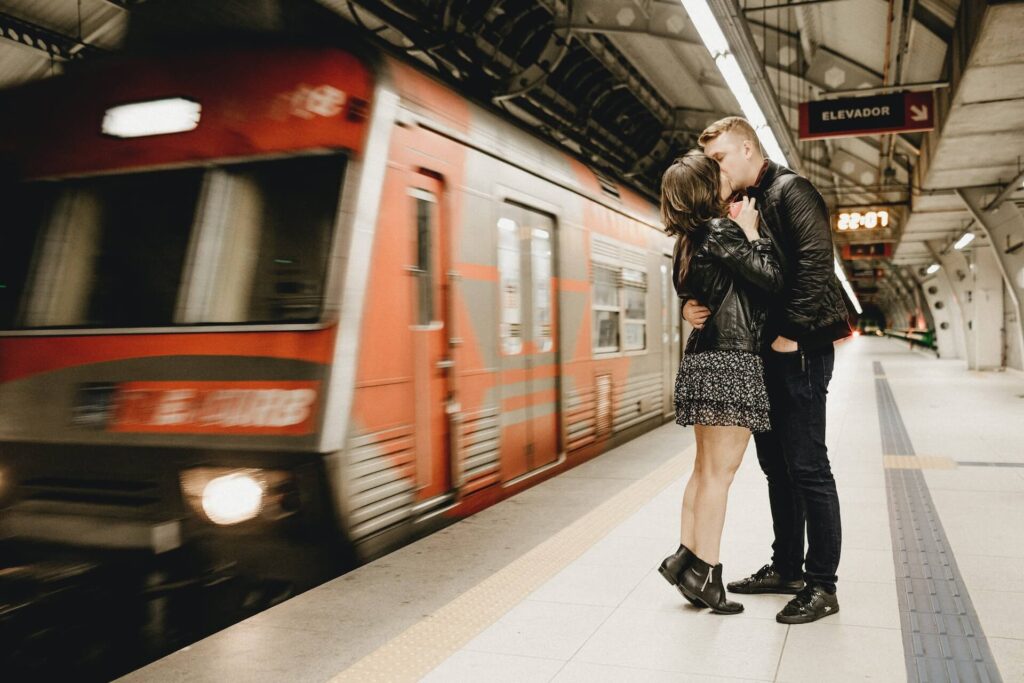 φιλί τρένο
