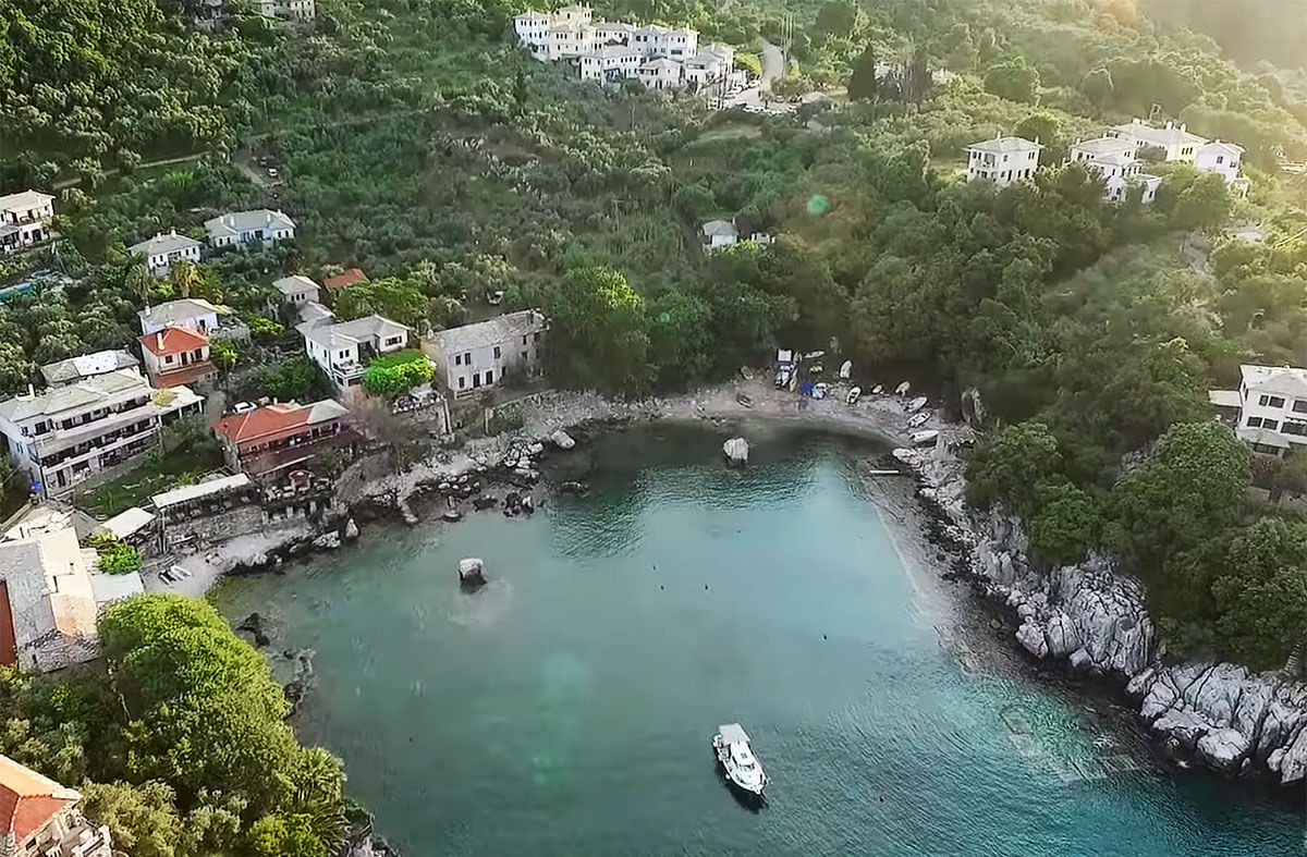 https://www.geografikoi.gr/wp-content/uploads/2023/04/ntamouxari-1.jpg