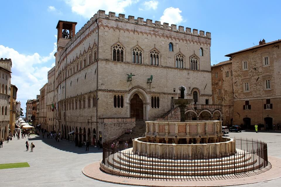 Η πλατεία IV Novembre στην Perugia