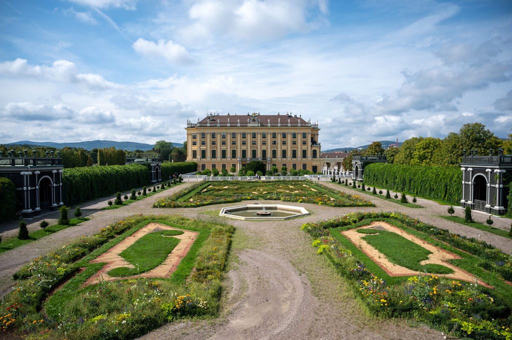 Ανάκτορο Σενμπρούν (Schloss Schönbrunn)