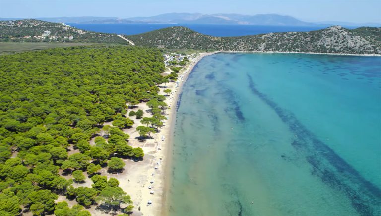 Οι 13 καλύτερες παραλίες κοντά στην Αθήνα
