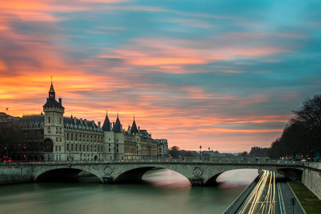 Ηλιοβασίλεμα στο Παρίσι