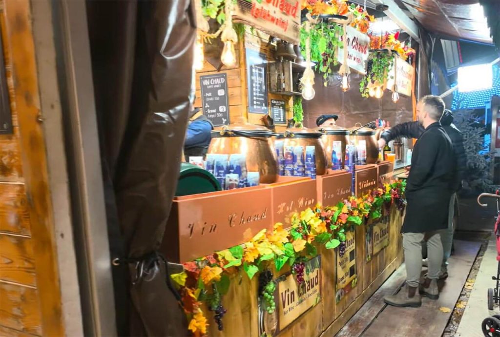 Ζεστό κρασί (Vin Chaud)