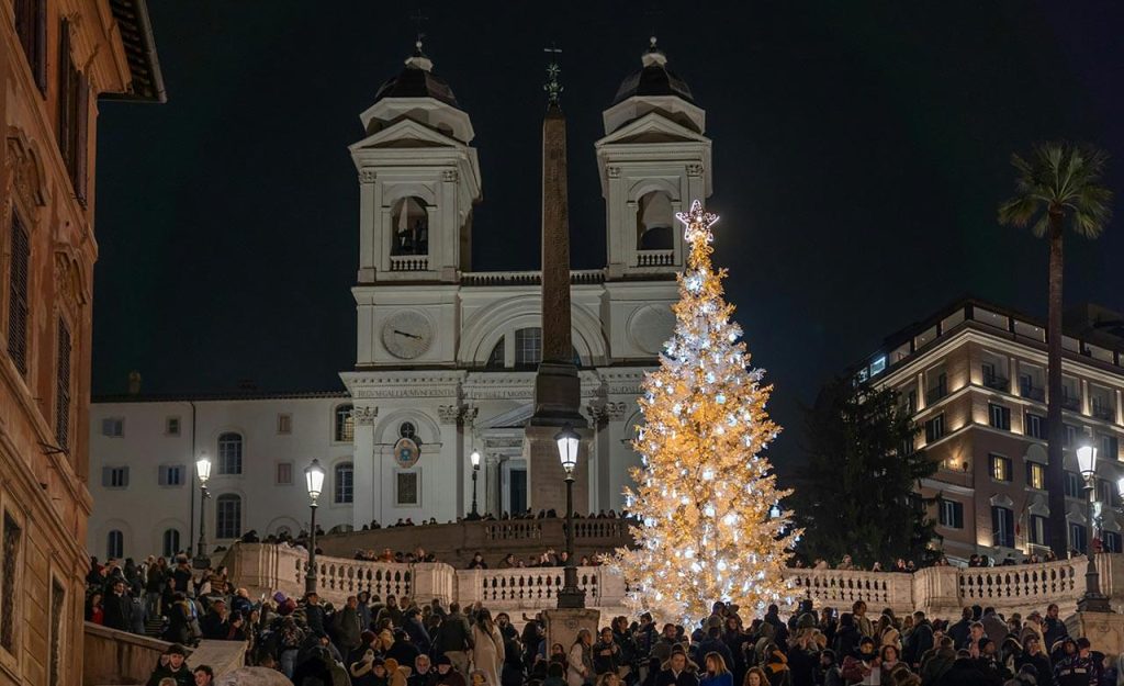 Piazza di Spagna, Christmas