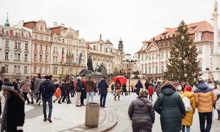5+1 φανταστικοί λόγοι για να κάνετε Χριστούγεννα στην Πράγα το 2023
