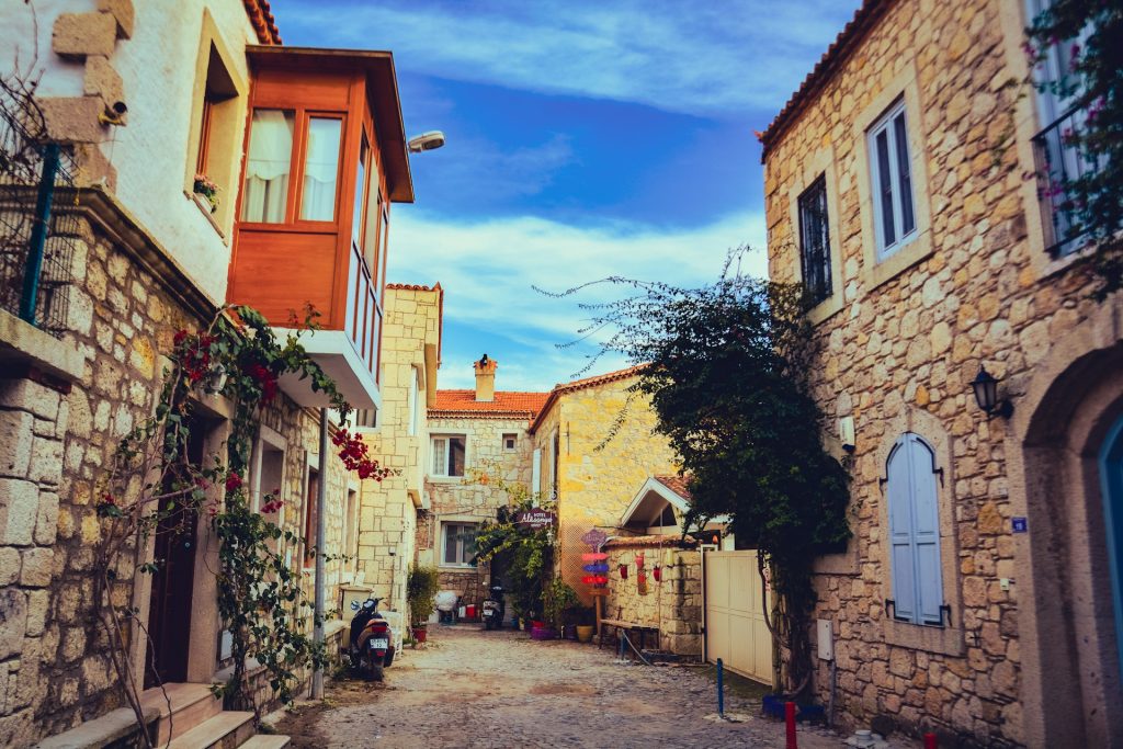Σοκάκι στα Αλάτσατα