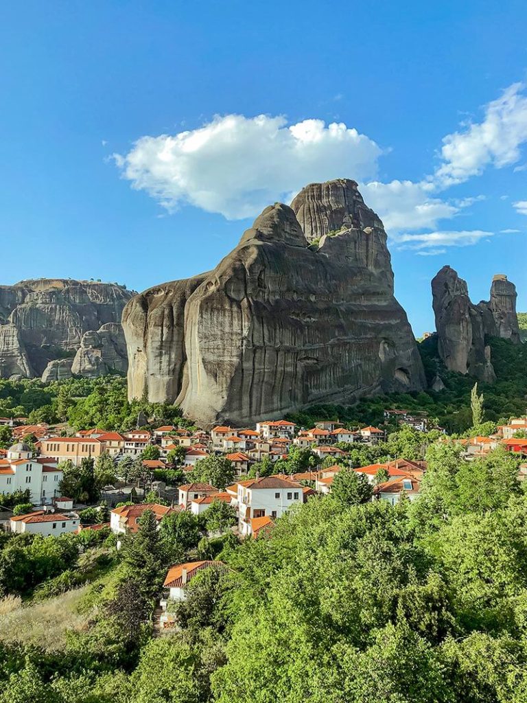 Οι εντυπωσιακοί βράχοι των Μετεώρων