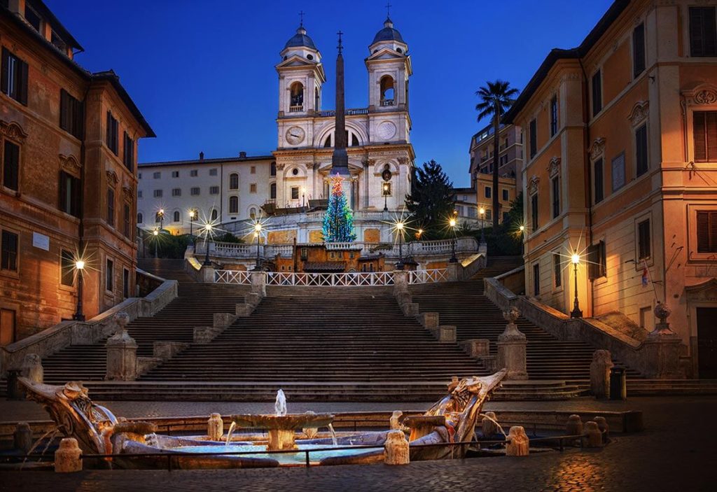 Η Piazza di Spagna την περίοδο των Χριστουγέννων