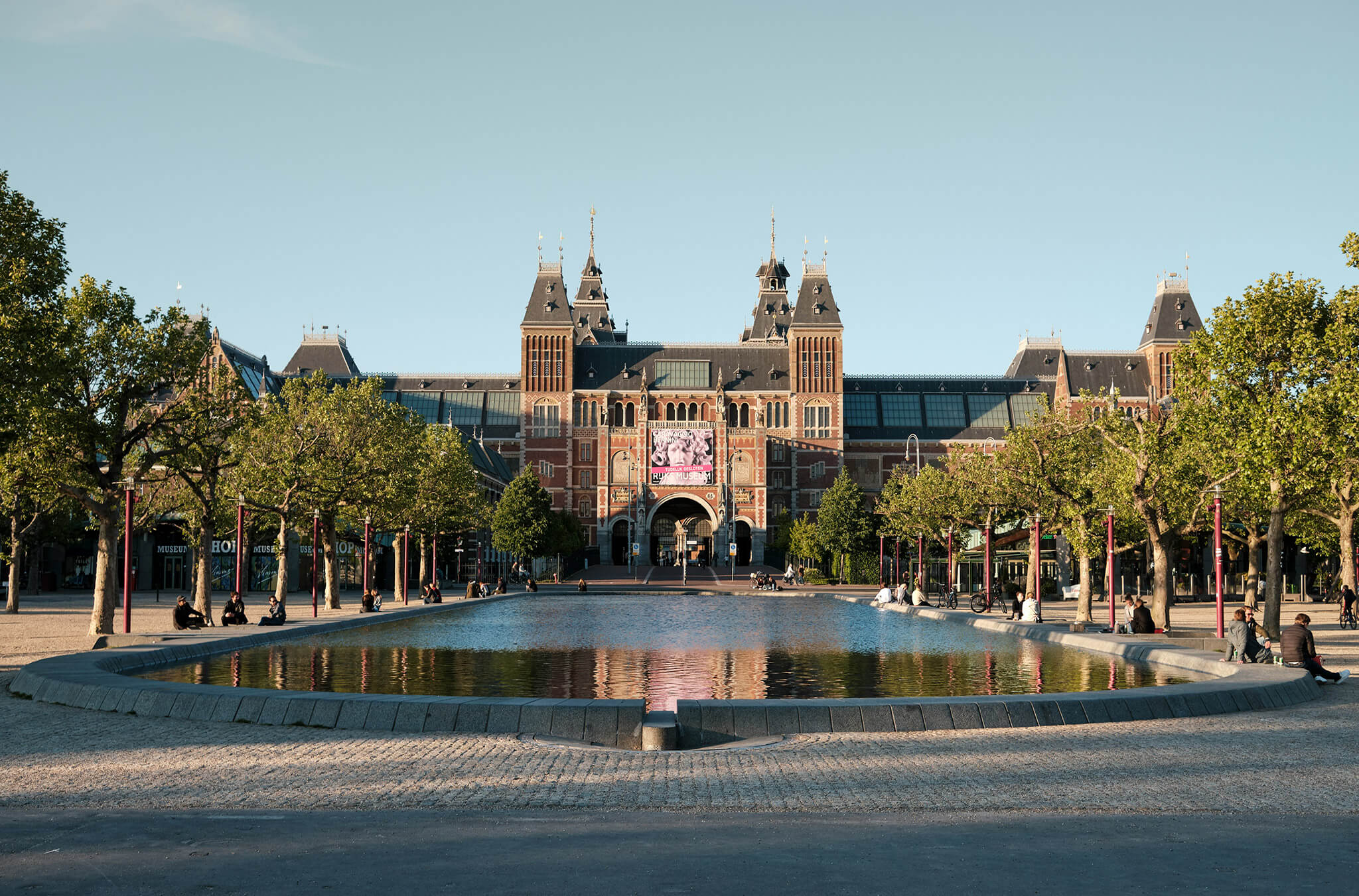 Rijksmuseum: Όλα όσα πρέπει να γνωρίζετε για τις επισκέψεις και τα εισιτήρια στο Κρατικό Μουσείο της Ολλανδίας
