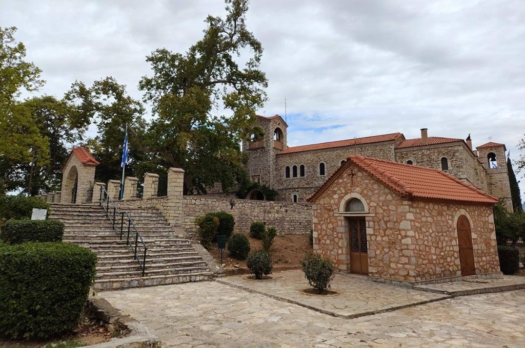 Η Μονή της Αγίας Λαύρας