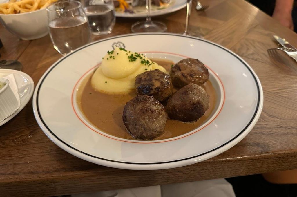 Köttbullar