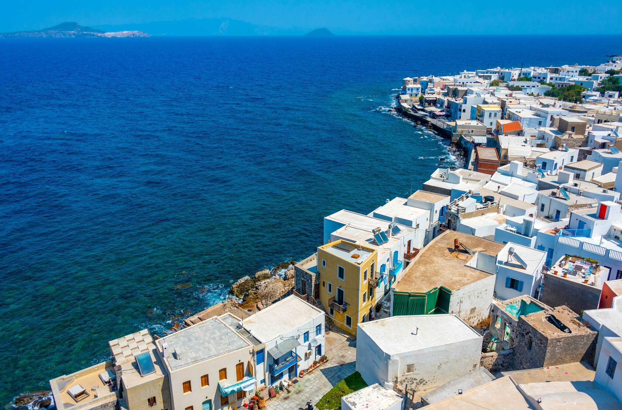 Πώς να πάω στη Νίσυρο: Πλοία, αεροπλάνα, δρομολόγια & εισιτήρια