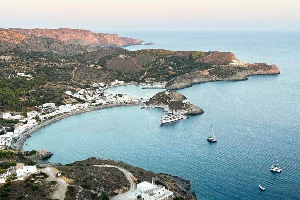 Το Καψάλι από το Κάστρο της Χώρας