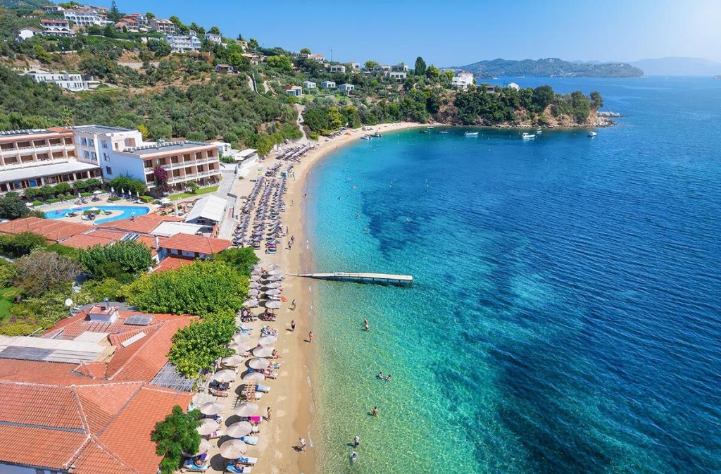 Παραλία Αχλαδιές, Σκιάθος
