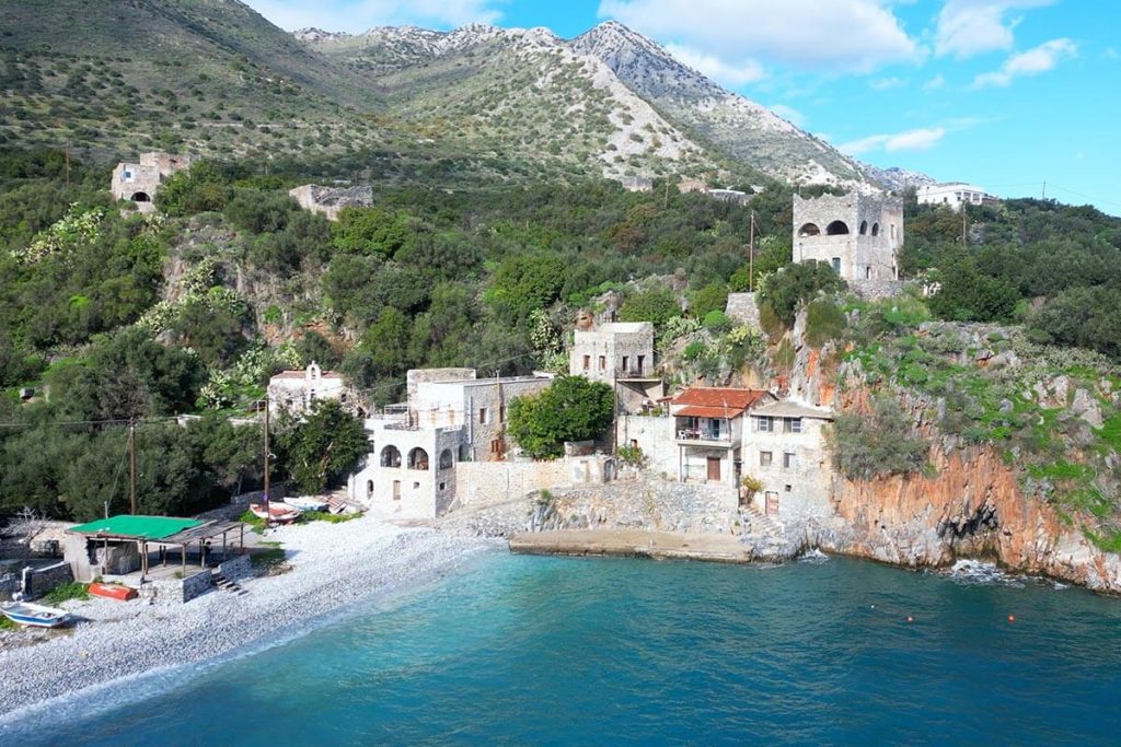 Παραλία Αλύπα, Μάνη