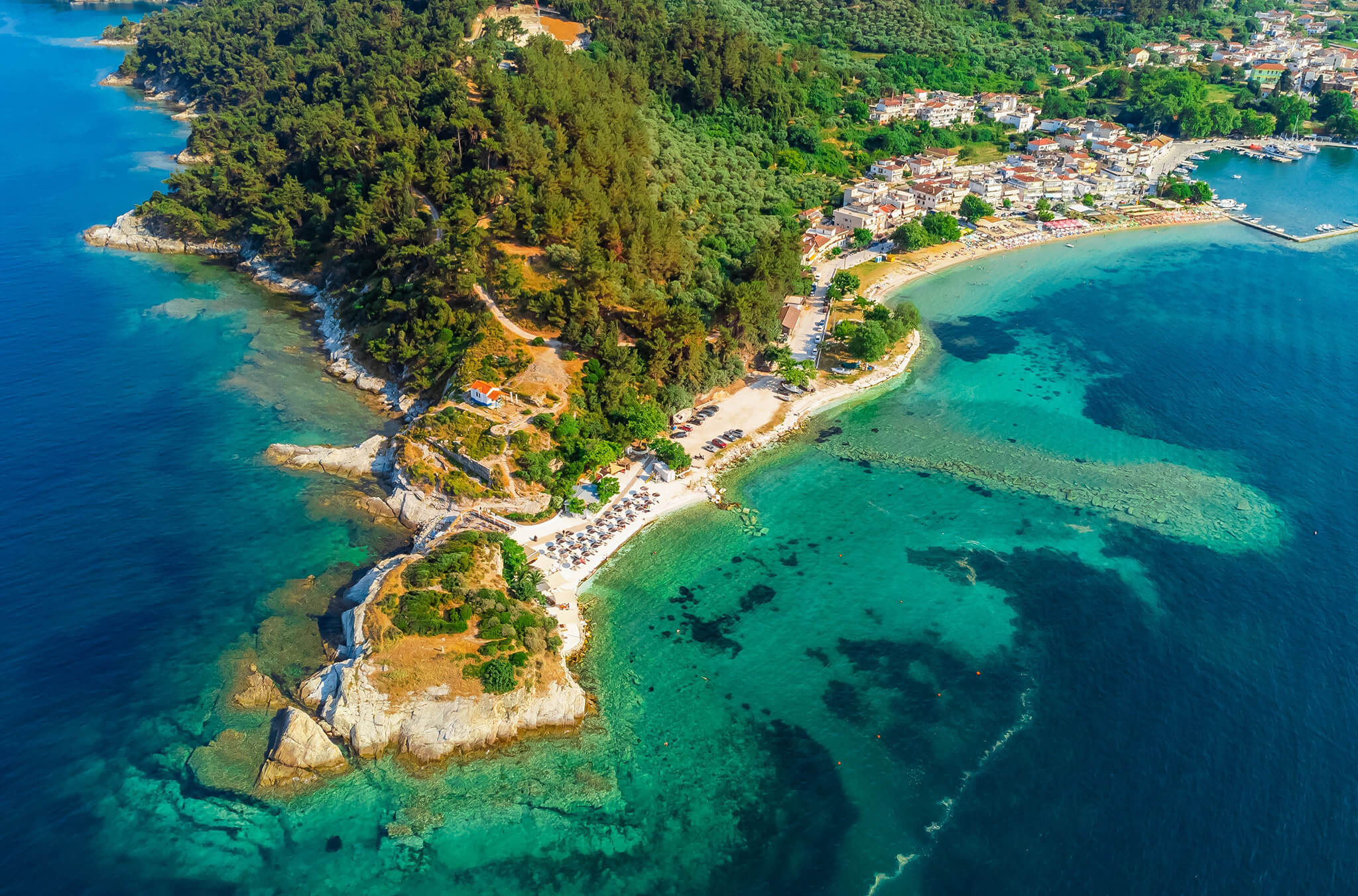 Από τη Θάσο μέχρι την Πάτμο: Σε ποια νησιά πας με πλοίο από την Καβάλα
