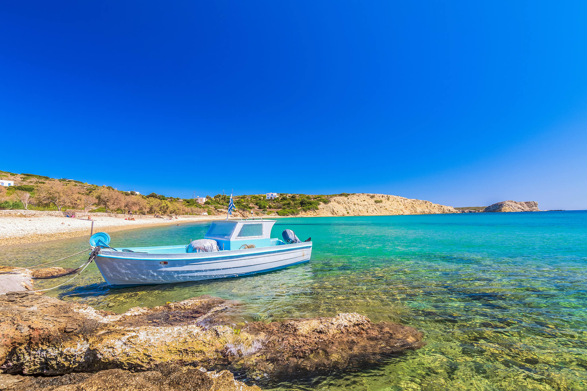 6 ελληνικά νησιά που παραμένουν ήσυχα ακόμη και τον Αύγουστο