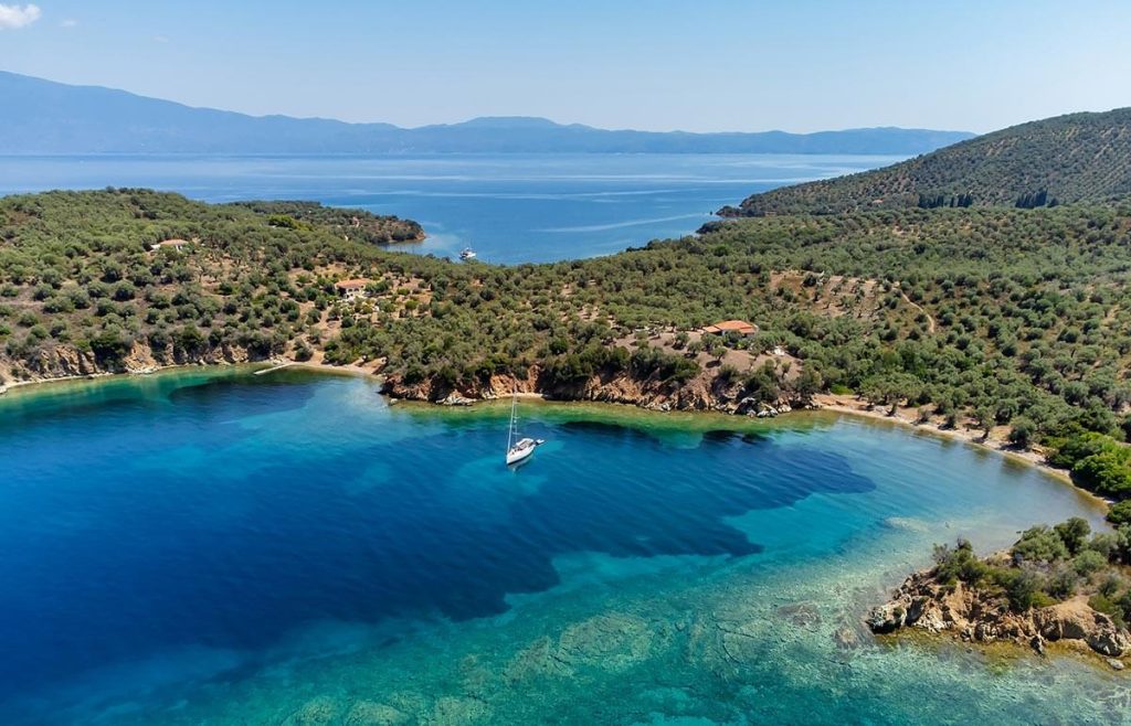 Παραλία Αγία Σοφία, Παλαιό Τρίκερι