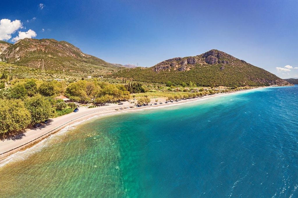 Παραλία Σεργούλα, Φωκίδα