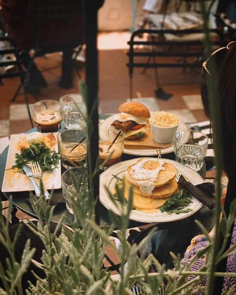 Brunch στον Κύριο Χου (@kyrios_xou)